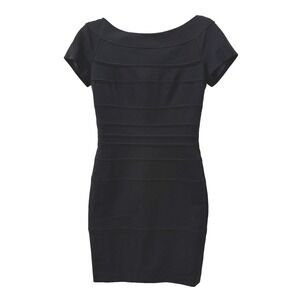 Escada Designer Luxury Classic Pleat Sheath Zipper Navy Blue Dress Lined US 4
